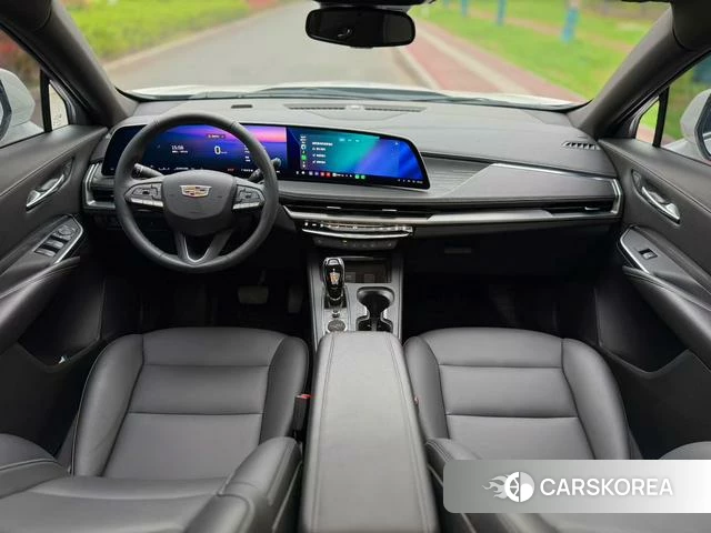 Cadillac XT4 2024 Белый из Китая, фото 2