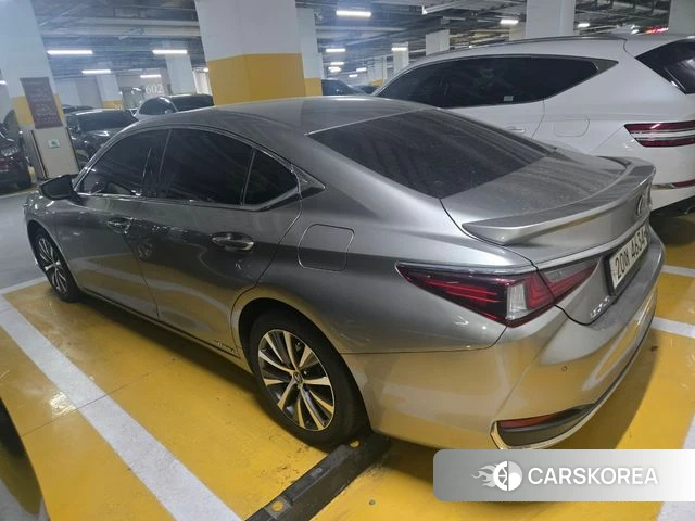Lexus ES300h 7th generation 2018 Золотой из Кореи, фото 2