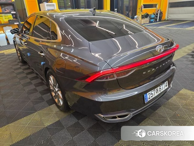 Hyundai The New Grandeur IG Hybrid id 3898880 из Кореи 9