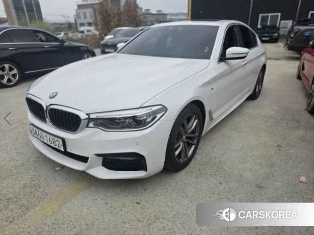 BMW 5 Series (G30) id 3880282 из Кореи 10