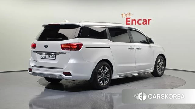 Kia The New Carnival id 3899737 из Кореи 12