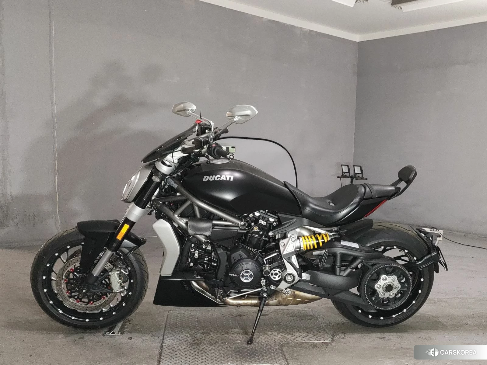 Ducati X DIAVEL 2016 из Японии
