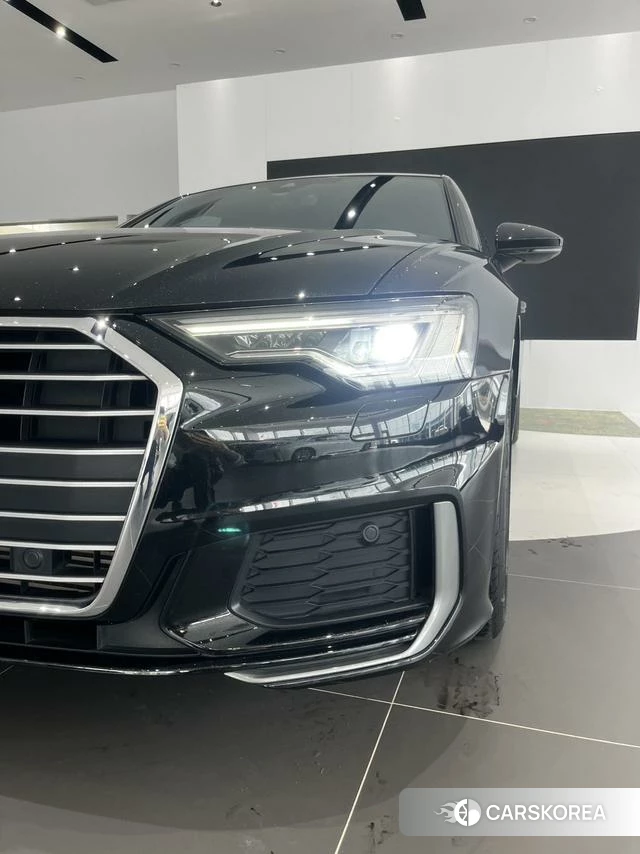 Audi A6L id 4290382 из Китая 12