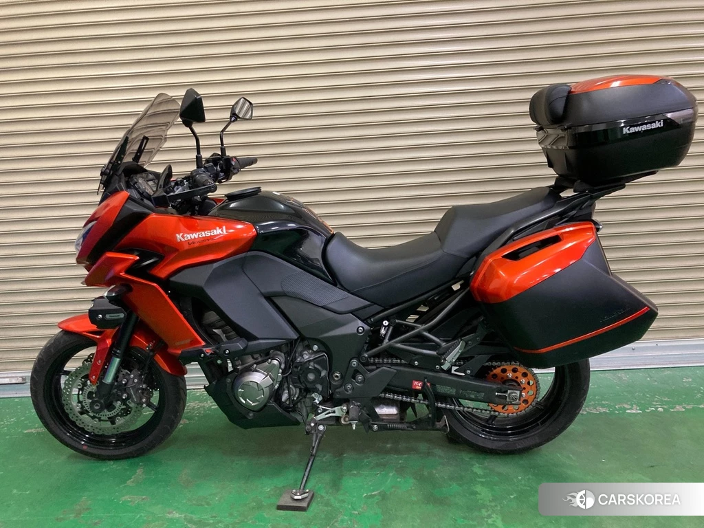 Проданный Kawasaki VERSYS 1000 2015 из Японии