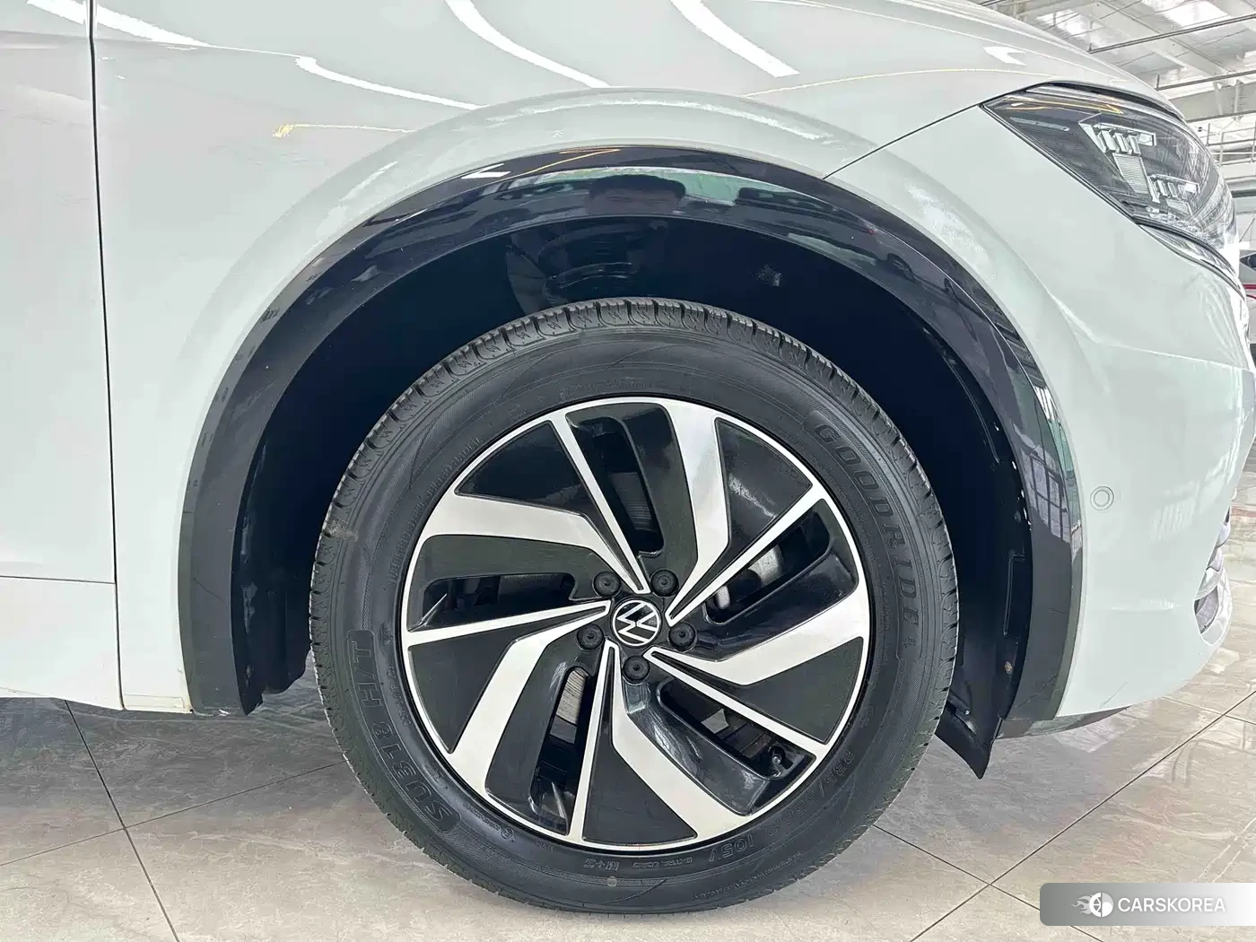Volkswagen Viloran 2023 Белый из Китая, фото 3