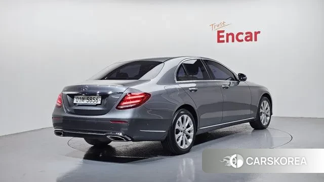 Mercedes-Benz E-Class W213 id 3766608 из Кореи 12
