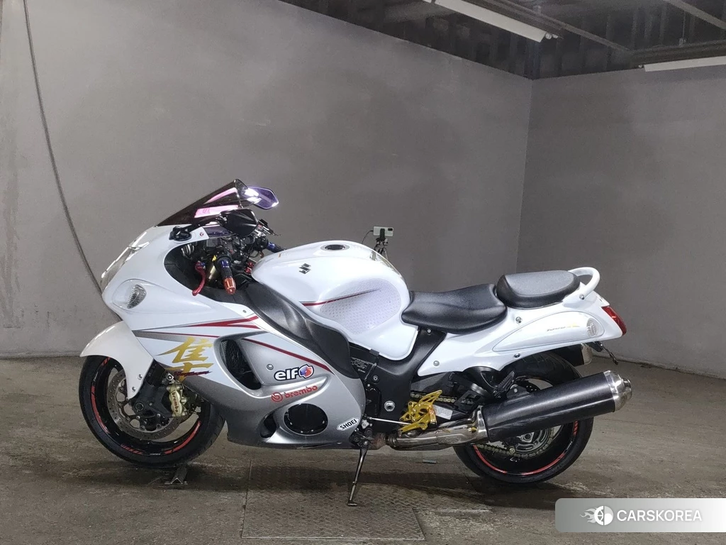 Проданный Suzuki GSX1300R HAYABUSA 2015 из Японии