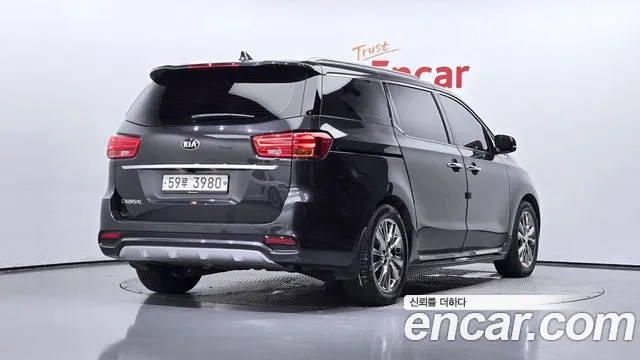 Kia The New Carnival id 2912971 из Кореи 12