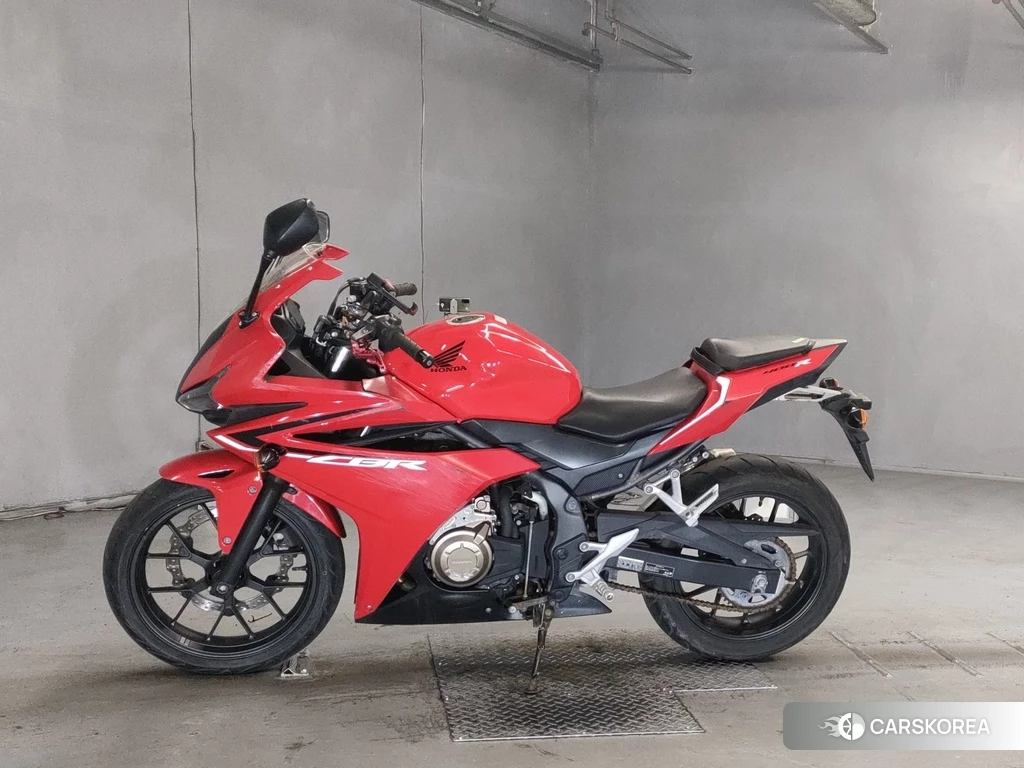 Проданный Honda CBR400R 2016 из Японии, фото 2