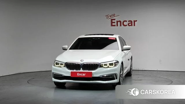 BMW 5 Series (G30) id 3911914 из Кореи 12