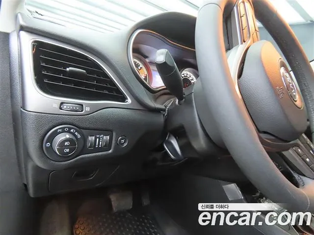 Jeep Cherokee (KL) id 2690343 из Кореи 12