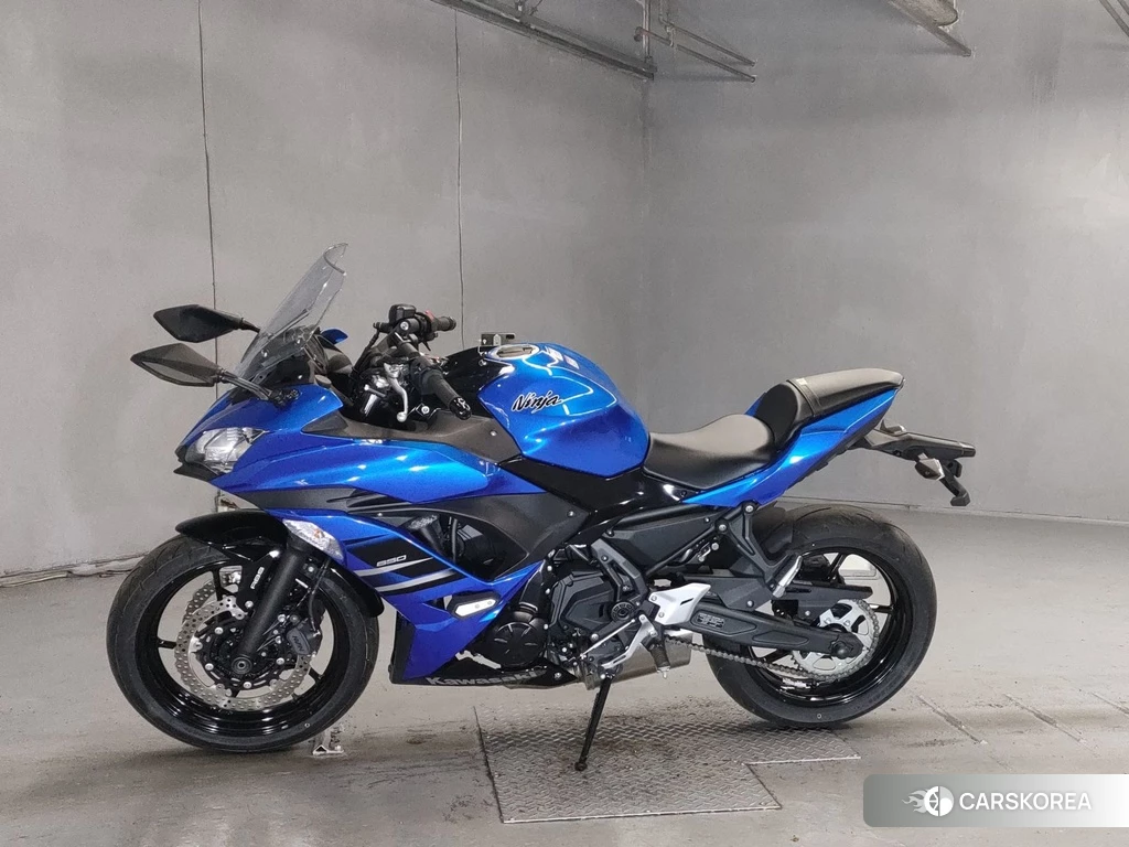 Проданный Kawasaki NINJA 650 id 4168712 из Японии, фото 2