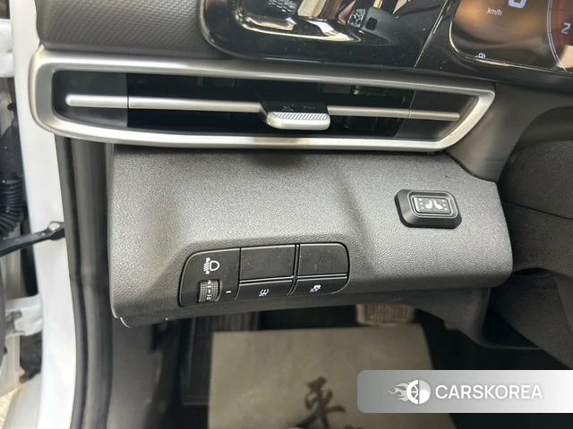 Hyundai Elantra id 4278368 из Китая 8