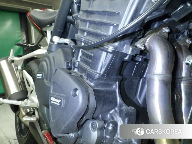 Engine photo