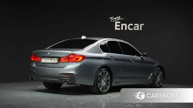 BMW 5 Series (G30) id 4417166 из Кореи 12
