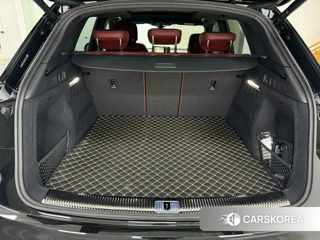 Audi Q5L id 4221038 из Китая 12
