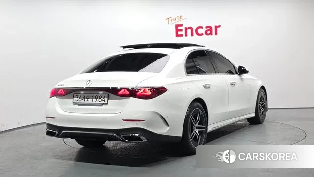 Mercedes-Benz E-Class W214 id 3731194 из Кореи 12