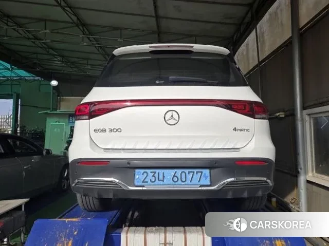 Mercedes-Benz EQB X243 2023 Белый из Кореи, фото 2