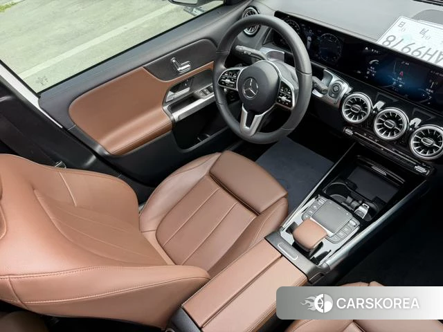 Mercedes-Benz GLB 2021 Белый из Китая, фото 2