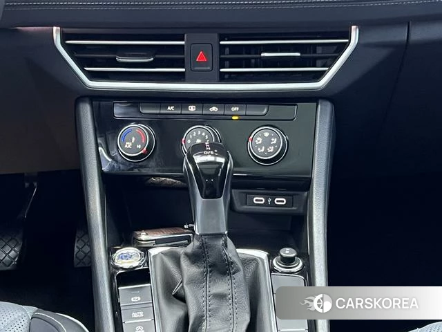 Volkswagen Sagitar id 4314541 из Китая 12