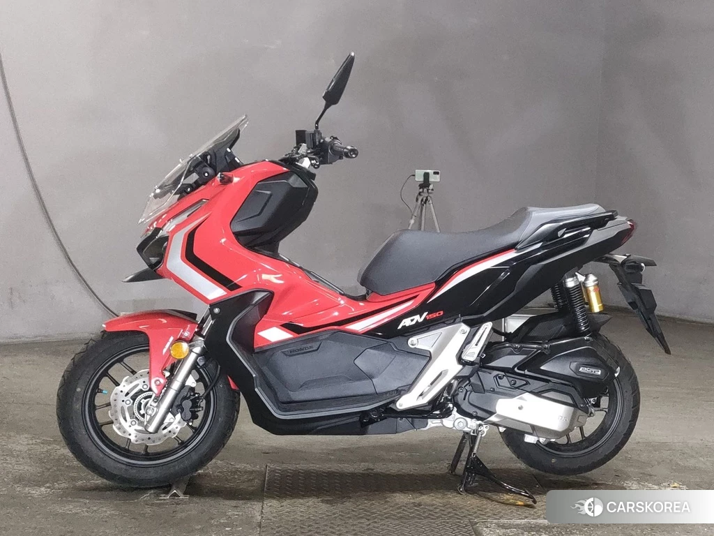 Проданный Honda ADV150 2019 из Японии