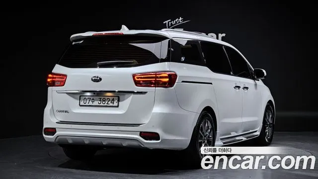 Kia The New Carnival id 2455478 из Кореи 12