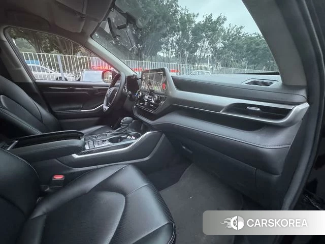 Toyota Highlander id 4290149 из Китая 10