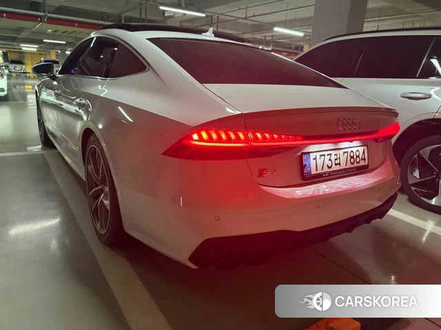 Audi A7 (4K) 2021 Белый из Кореи, фото 2