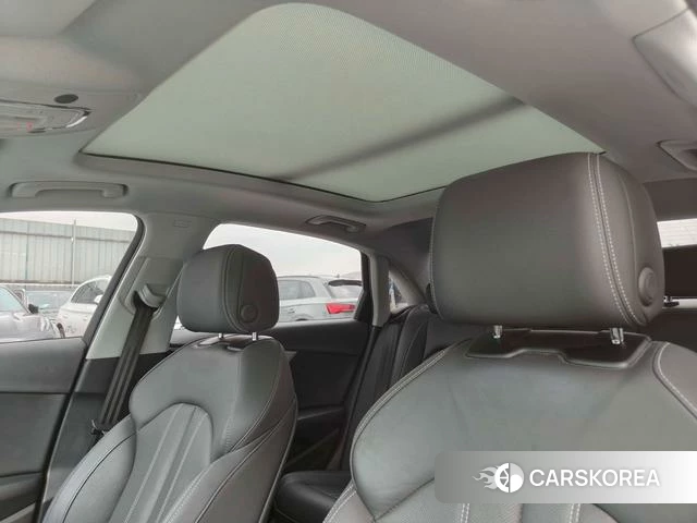 Audi A4L id 4374738 из Китая 12
