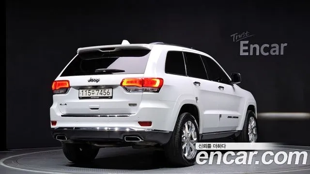 Jeep Grand Cherokee id 2876237 из Кореи 12
