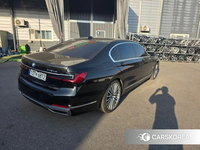 BMW 7 Series (G11) 2022 Черный из Кореи, фото 2