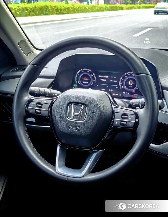 Honda Accord PHEV id 4260762 из Китая 12