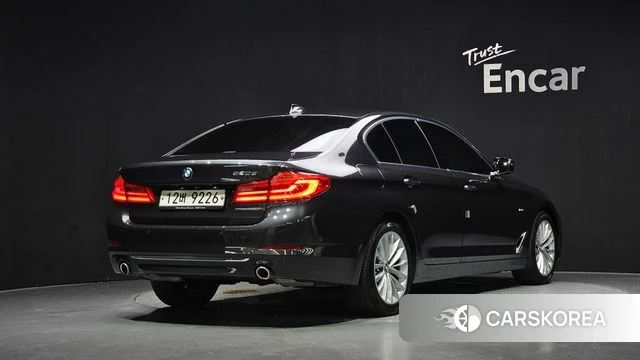 BMW 5 Series (G30) id 4663038 из Кореи 12