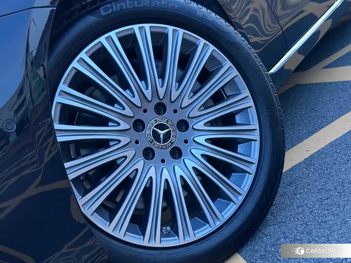 Mercedes-Benz E-Class id 4577746 из Китая 10
