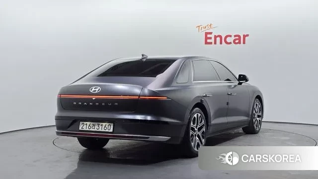 Hyundai Grandeur (GN7) id 3653986 из Кореи 12