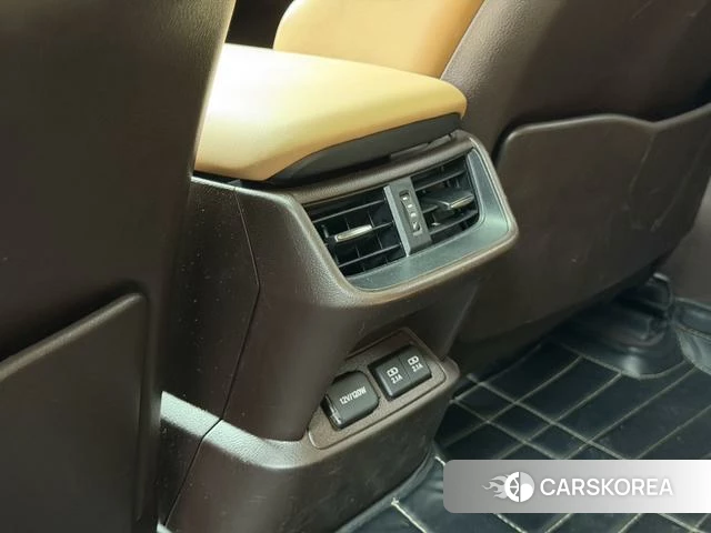 Lexus ES id 4394061 из Китая 9