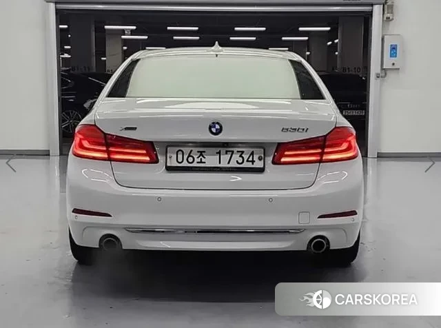 BMW 5 Series (G30) id 3766524 из Кореи 11