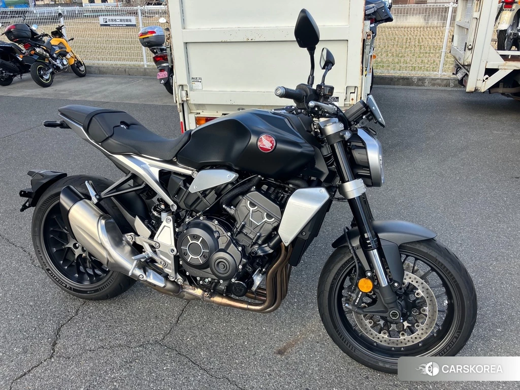 Проданный Honda CB1000R 2021 из Японии