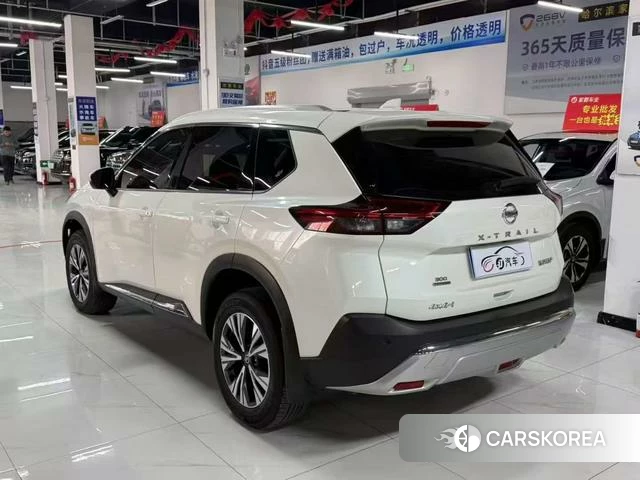 Nissan Qijun 2022 Белый из Китая, фото 2
