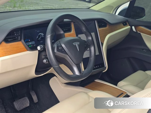 Tesla Model X id 4502104 из Кореи 12