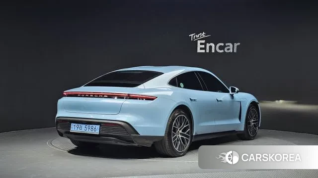 Porsche Taycan id 3472109 из Кореи 12