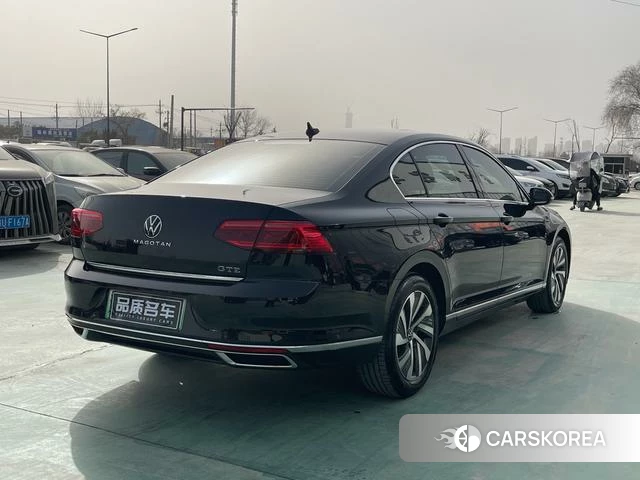 Volkswagen Magotan PHEV 2023 Черный из Китая, фото 6