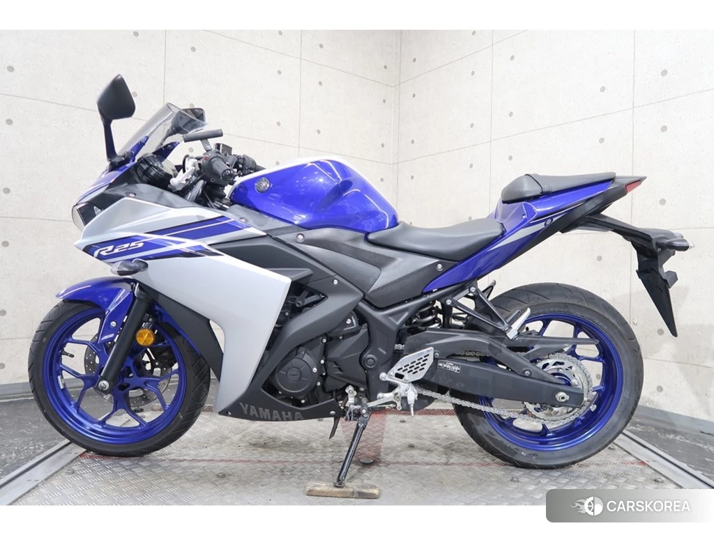 Проданный Yamaha YZF-R25 2015 из Японии, фото 2