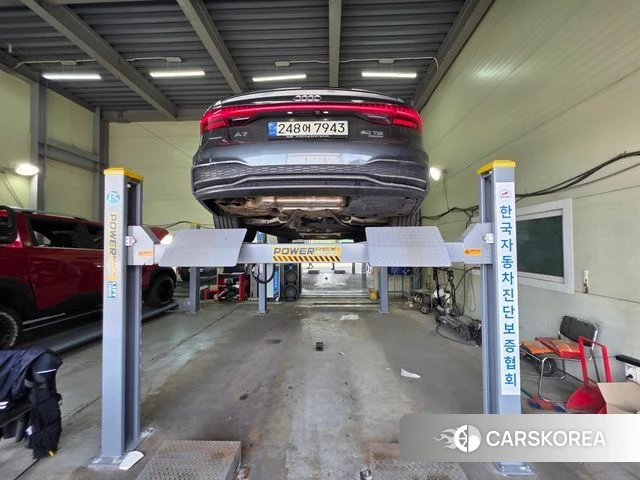 Audi A7 (4K) 2021 Серый из Кореи, фото 2