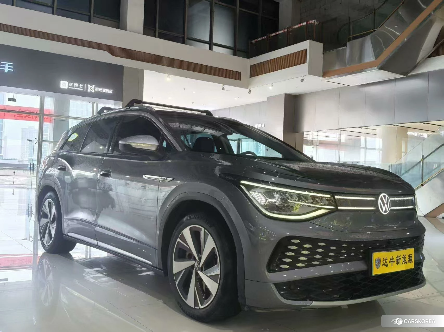 Volkswagen ID.6 X 2022 Темно-серый из Китая, фото 2