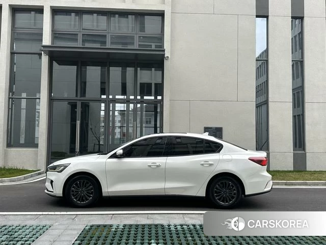 Ford Fox 2022 Белый из Китая, фото 5