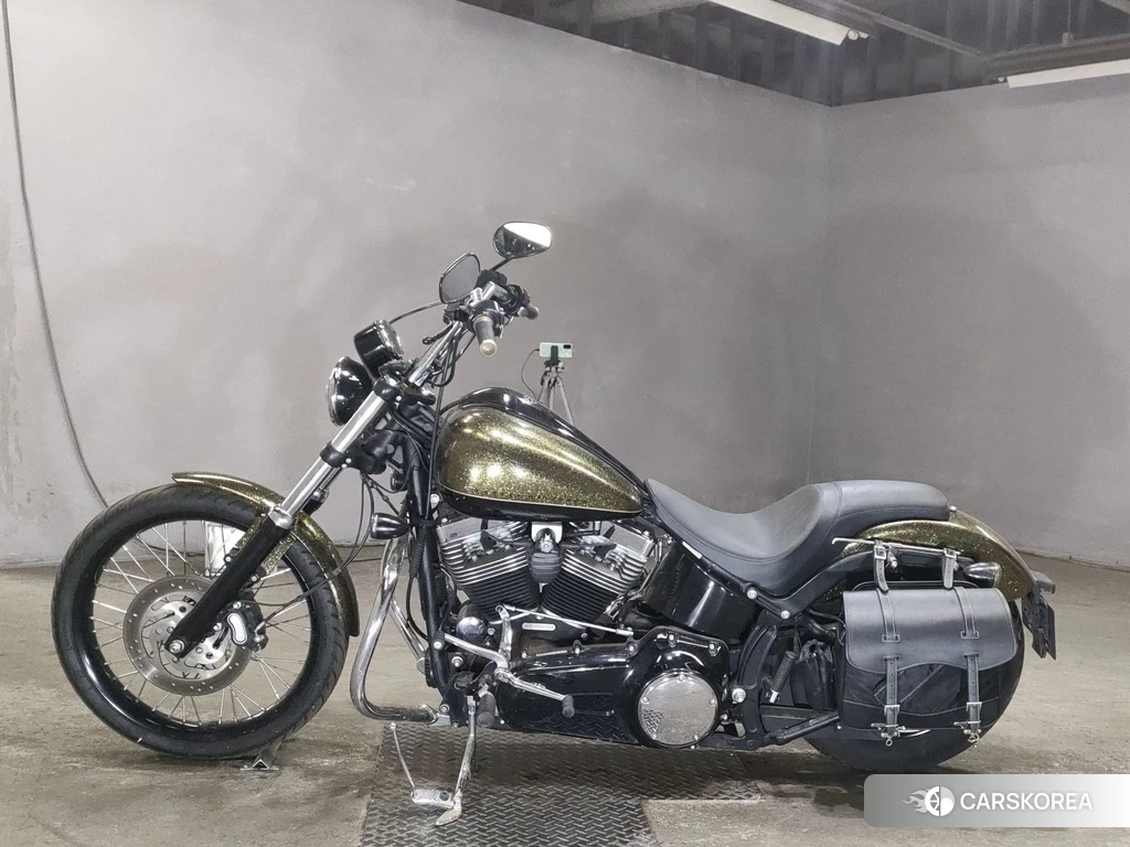 Проданный Harley-Davidson Softail Blackline FXS1580 2013 из Японии, фото 2