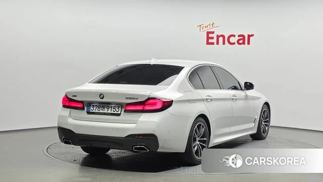 BMW 5 Series (G30) id 3953662 из Кореи 12