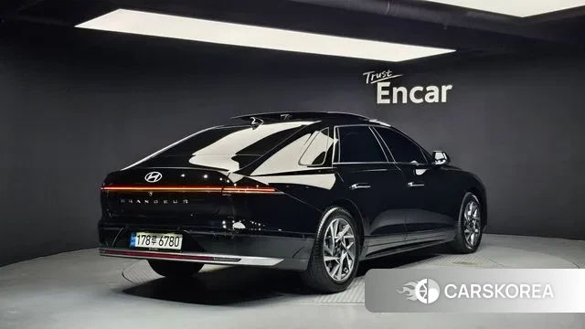 Hyundai Grandeur (GN7) id 3136677 из Кореи 12