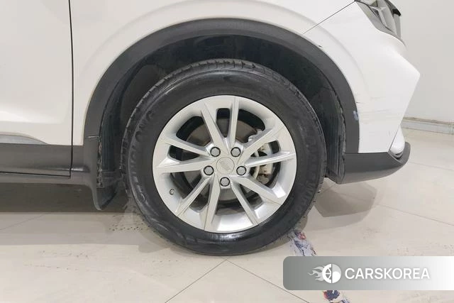 Geely Automobile Binyue id 4210558 из Китая 9